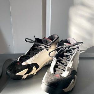 Jordan 14 Retro Black Toe 235mm